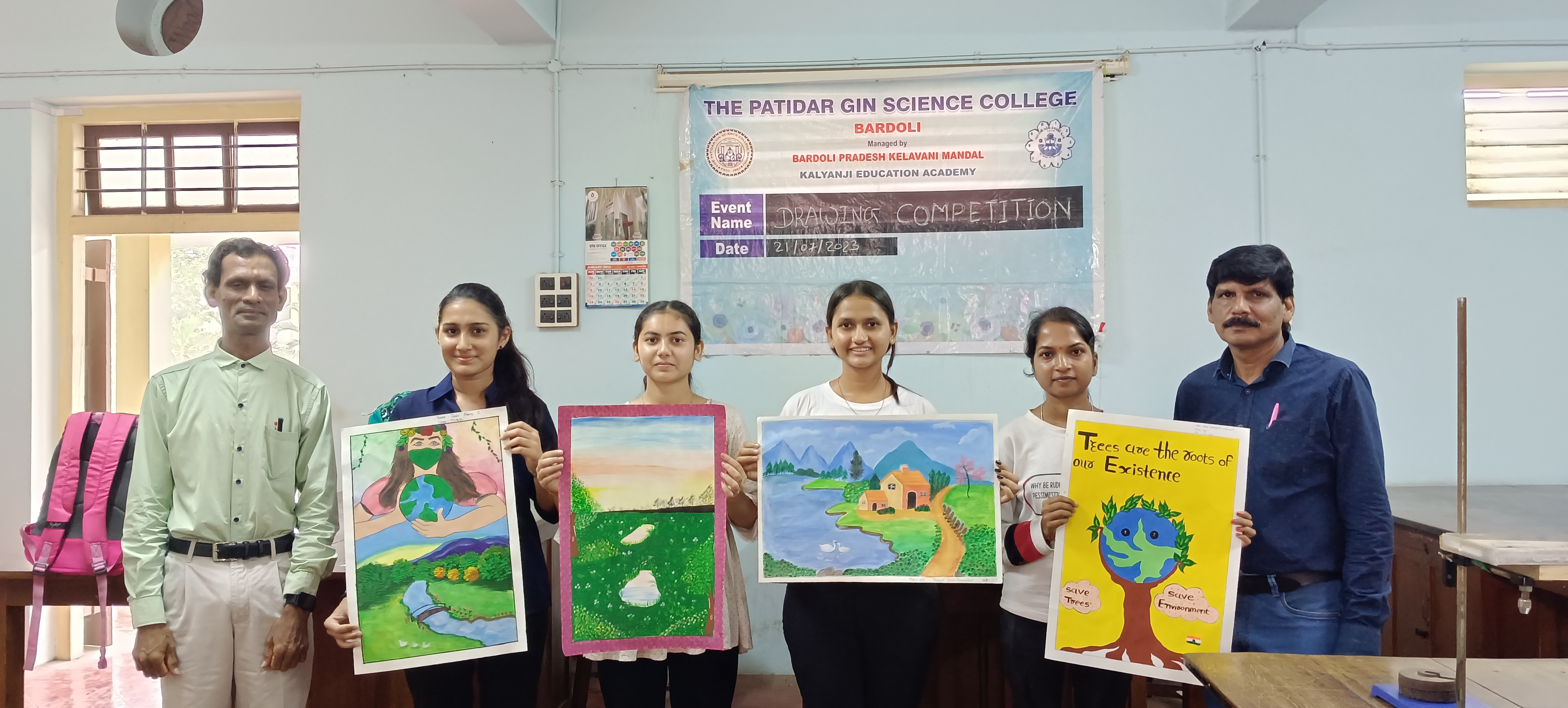 Patidar Gin Science College | Home
